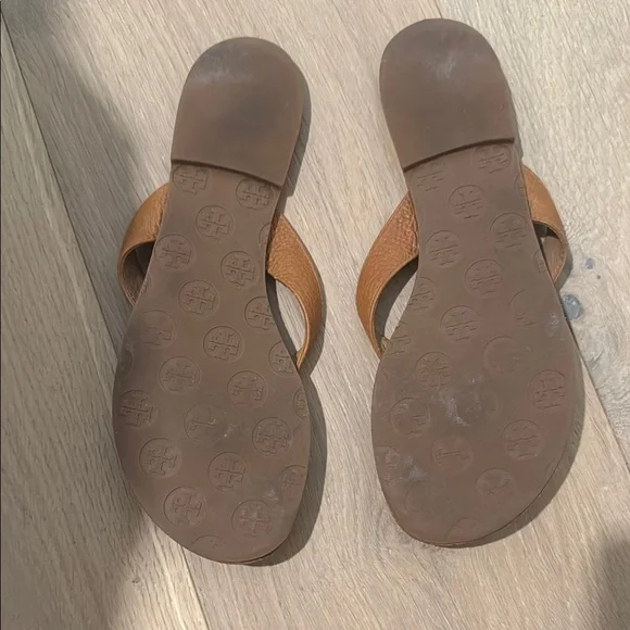 Tory Burch Tan Flip Flops - Picture 2 of 8